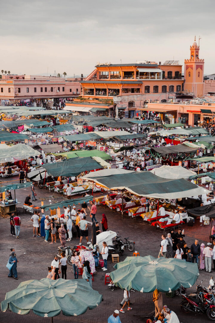 DreamDestinations-Website-Afbeeldingen-Bezienswaardigheden-Marokko-Marrakech-JemaaElFna-1
